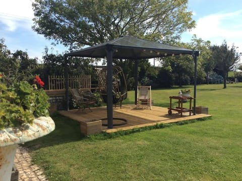 La Campagne à La Mer - Proche d'Etretat Bed and Breakfast in Normandy