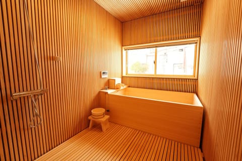 Bathroom, Bath