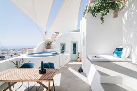 Property building, Patio, Dining area, Garden view