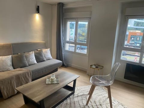 Gaité 4 personnes Apartment in Paris