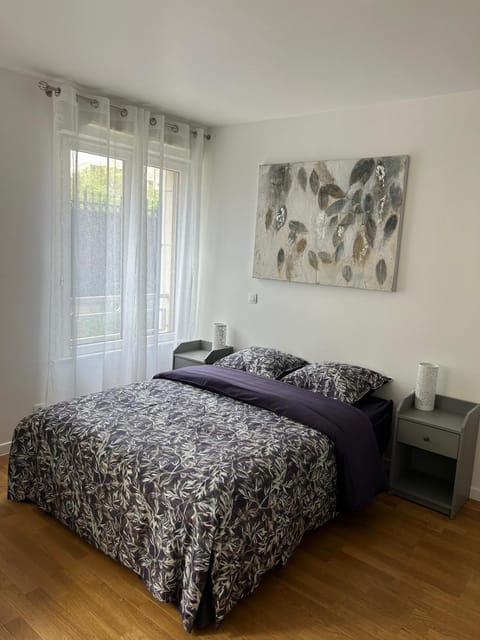 Living room, Photo of the whole room