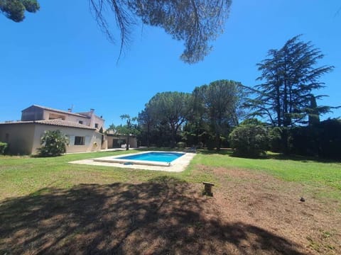 Garden view, Pool view