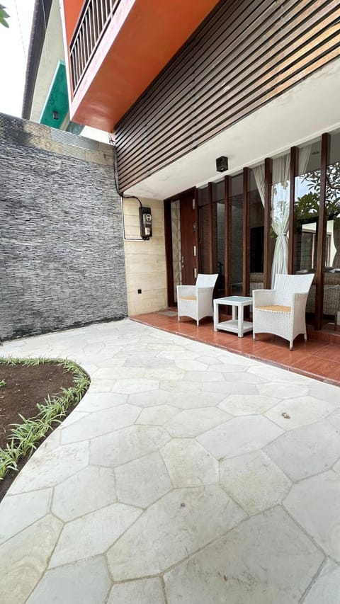 Nuansa Kori House 4 Bedrooms, Jimbaran House in Kuta Selatan