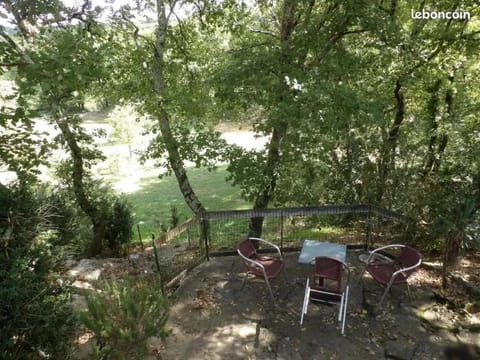 Gites les Bleuets Apartment in Vallon-Pont-d'Arc