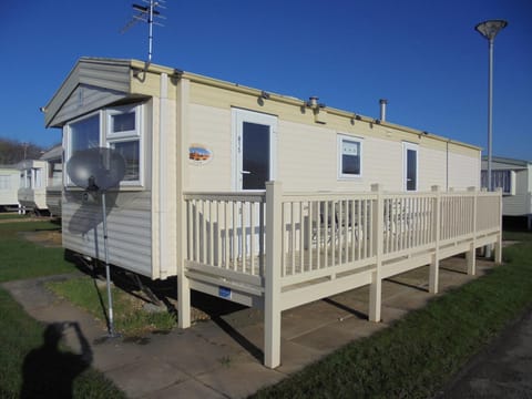 Property building, Balcony/Terrace
