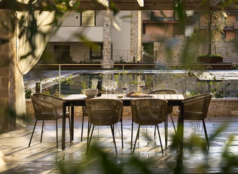 Garden, Balcony/Terrace