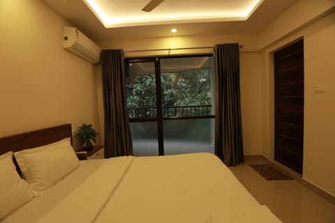 Bed, Bedroom, air conditioner