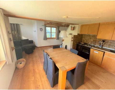 Alleinstehendes Traumhaus House in Canton of Grisons