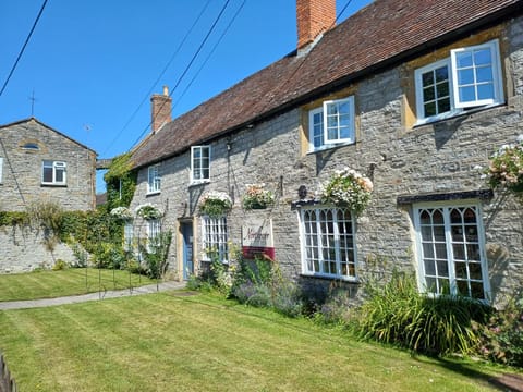 Property building, Street view