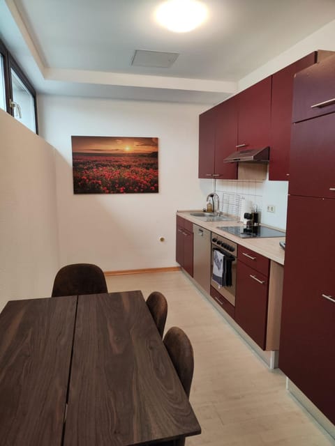 Kitchen or kitchenette, minibar, pet friendly, stove