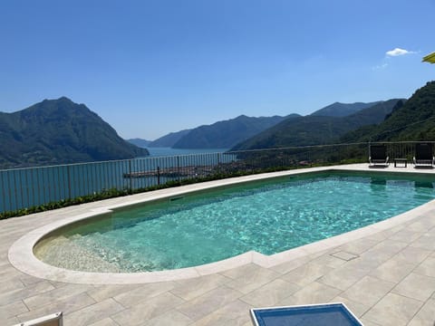 Il Bacio del sole Apartment in Lovere