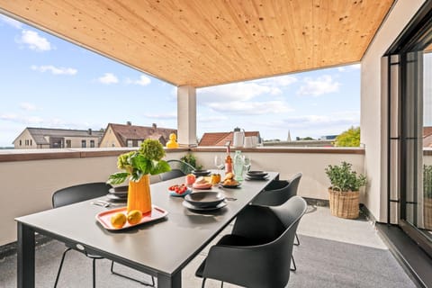 Balcony/Terrace, Dining area