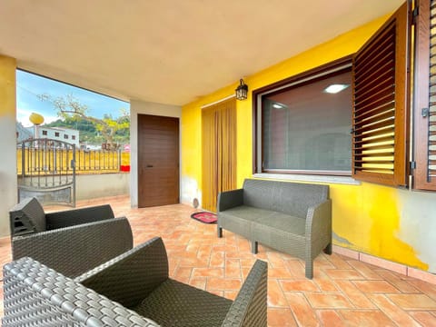 Facade/entrance, Balcony/Terrace, Balcony/Terrace