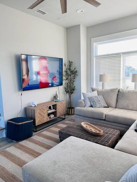 Barefoot Dreams! House in Laguna Beach