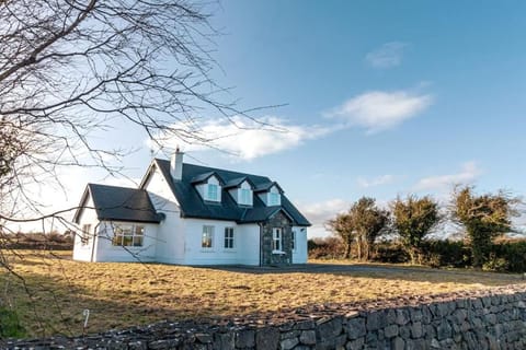 Property building, Day, Natural landscape