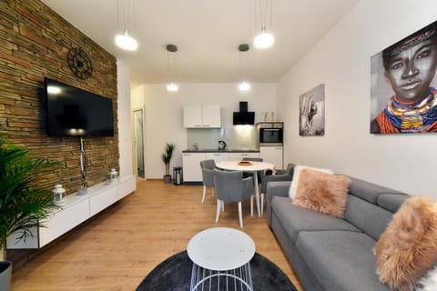 TV and multimedia, Kitchen or kitchenette, Living room, Seating area, pet friendly
