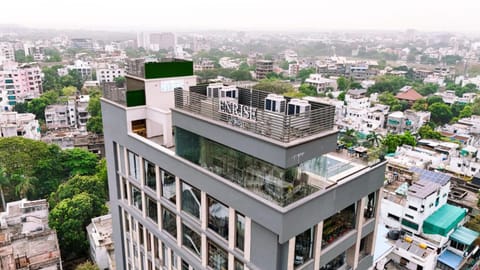 Property building, Facade/entrance, Day, Neighbourhood, Bird's eye view, City view, Street view, Location
