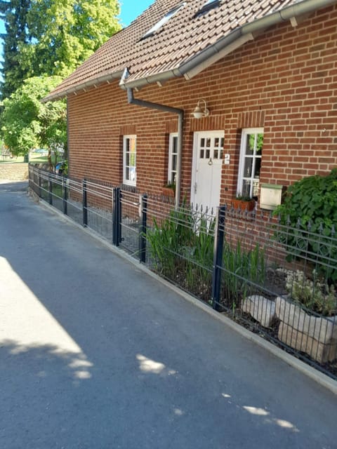 Property building, Street view