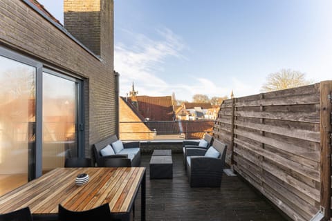View (from property/room), Balcony/Terrace, Seating area