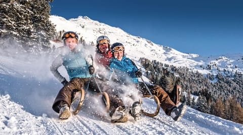 Activities, Ski School, Skiing, children