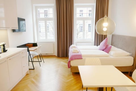 TV and multimedia, Living room, Bedroom