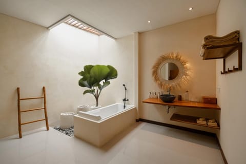 Bathroom, Bath