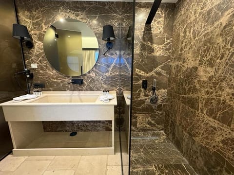 Al Capri Suite Isola di Capri Bed and Breakfast in Marina Grande