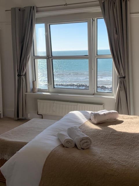 Bed, Natural landscape, Decorative detail, Bedroom, Sea view, hair dryier, heating, towels