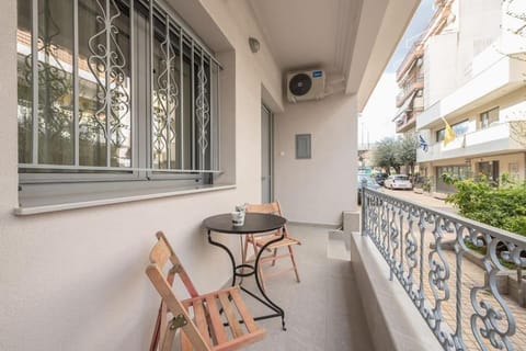 City Nexus Family 2BD residence Kolonos, Athens Apartment in Athens