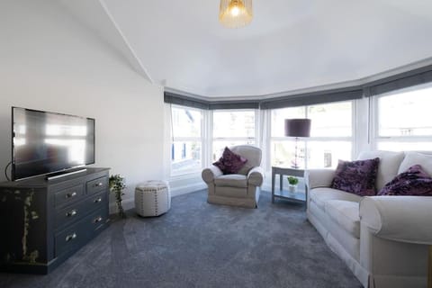 Village View - Free access to local Health Club Apartment in Bowness-on-Windermere