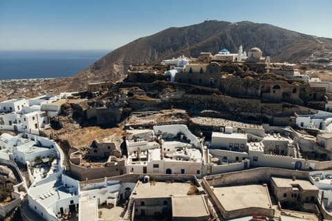 Aethra Vegan Caves Villa in Pyrgos Kallistis