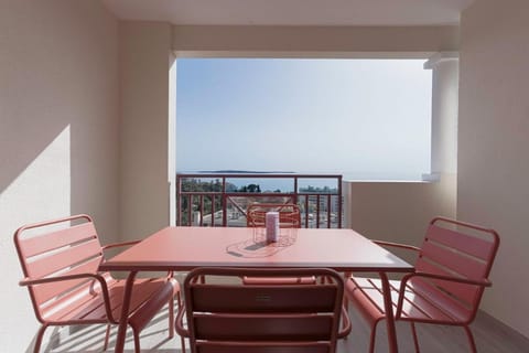 Bella Vista - Piscine, vue mer, parking, clim Apartment in Cannes