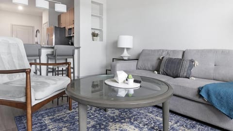 Landing Modern Apartment with Amazing Amenities (ID1239X542) Apartment in Jacksonville