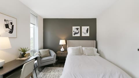 Landing Modern Apartment with Amazing Amenities (ID9909X34) Apartment in Lowry Hill