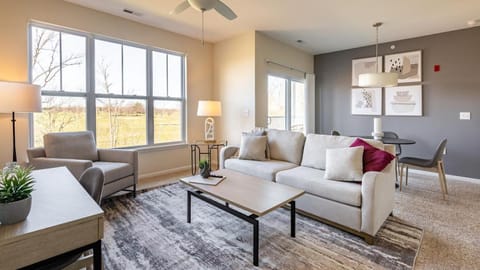 Landing Modern Apartment with Amazing Amenities (ID8603X67) Apartment in Perry Township