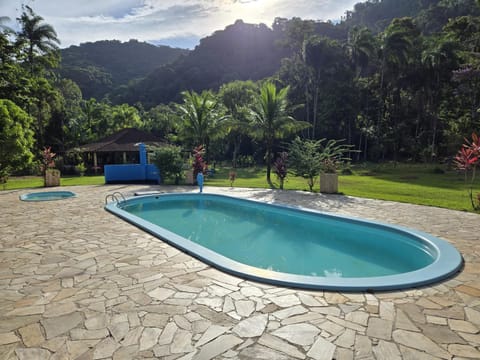 Refúgio Natural em Angra Perto da Cachoeira House in State of Rio de Janeiro