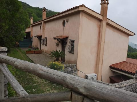 Villa Lauritano House in Massa Lubrense