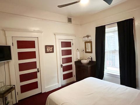 Bisbee Grand Hotel, Saloon, and Music Venue Hotel in Bisbee