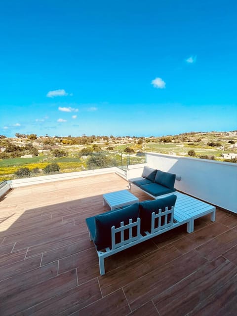 Natural landscape, View (from property/room), Balcony/Terrace