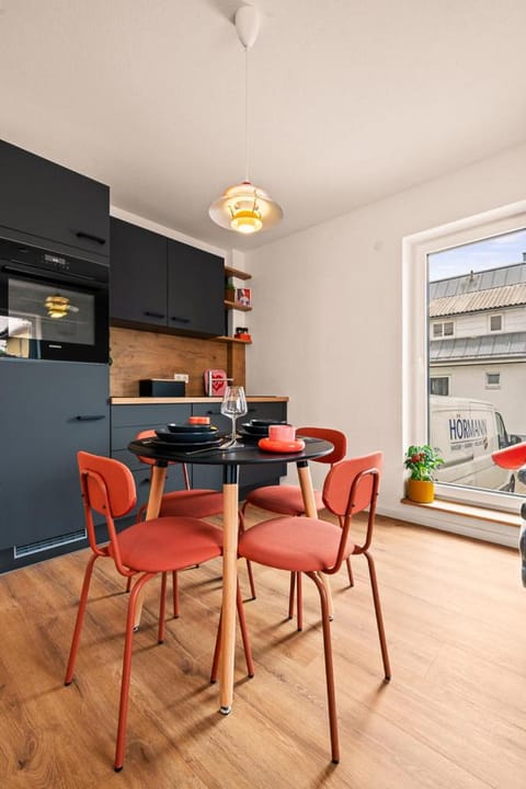 Kitchen or kitchenette, Dining area, kitchen