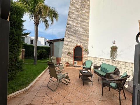 Property building, Patio, Garden