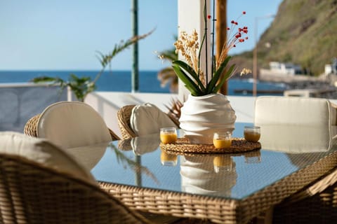 Property building, View (from property/room), City view, Garden view, Landmark view, Sea view