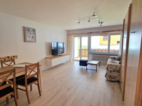 Familienfreundliche Studio 42m2 mit gratis Parking und WiFI nahe Sportaren und Torrentbahn Apartment in Canton of Valais