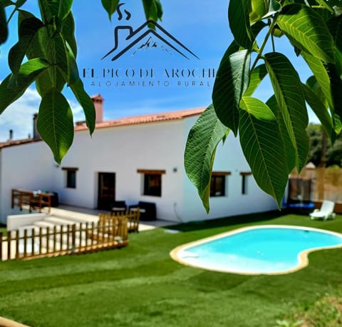 Garden, Garden view, Pool view, Swimming pool