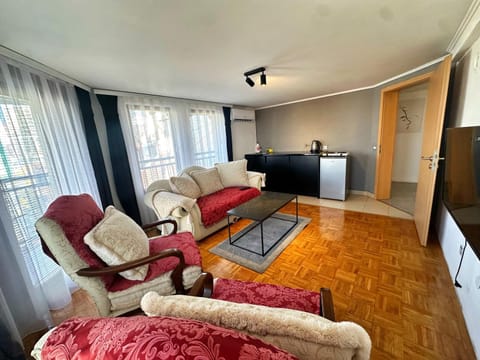 My Prishtina Apartments 3 Apartment in Serbia