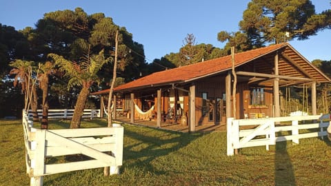 Facade/entrance, Sunrise