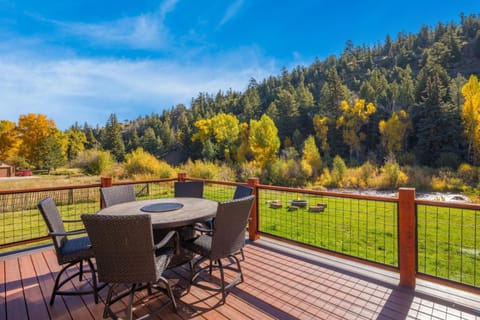 Mountain Shadow Retreat in South Fork House in South Fork