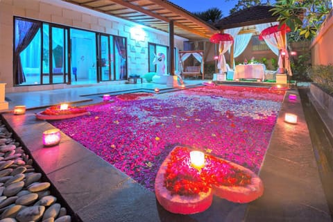 Garden view, Swimming pool