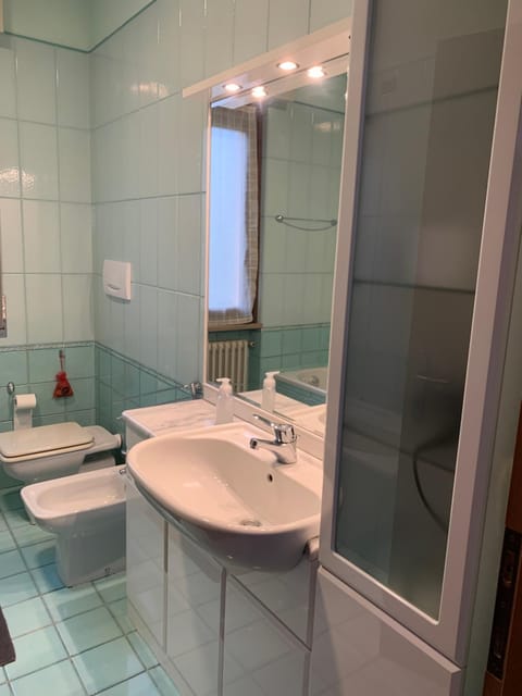 PeschieraView Apartment 1st floor x4 Apartment in Peschiera del Garda