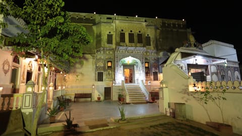 Property building, Night